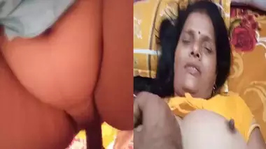 Horny mature Desi wife sex with her husband’s friend