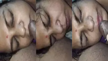 Mature bhabhi lockdown Indian blowjob sex