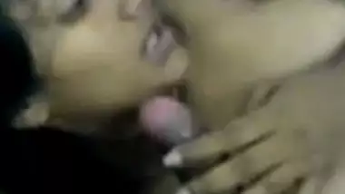 Threesome sex video of desi college teen from Hyderabad