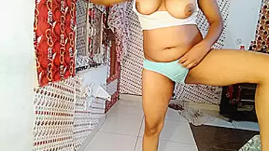 Indian Girl Boobs Pressing In Room