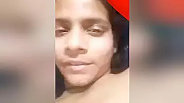 Cute Desi Girl Shows Her Boobs On Video Call