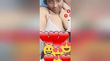 Bangla Girl Shows Her Boobs And Pussy