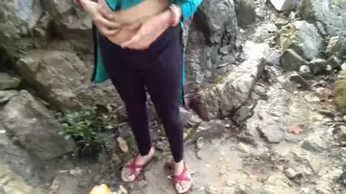 Wife Outdoor Pissing And Fucked By Stranger In Wood