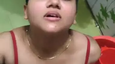 Desi Bhabhi Blowjob and Cum on Face
