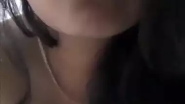 Sexy Desi girl Play With her Big Boobs