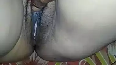 Village Bhabhi Pussy Video Record By Hubby