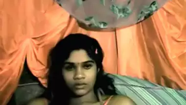 Hot Indian Babe on web cam.