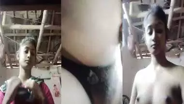 Dehati girl showing her boobs and pussy