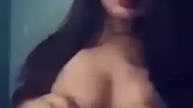 Extremely Hot Insta Babe Playing with her Boobs.