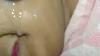 Cum on her face