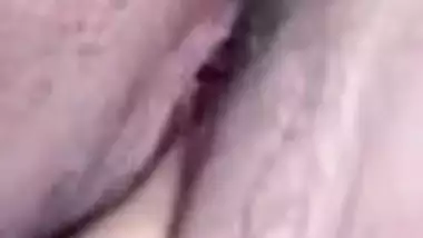 Asian babe masturbating in bathroom