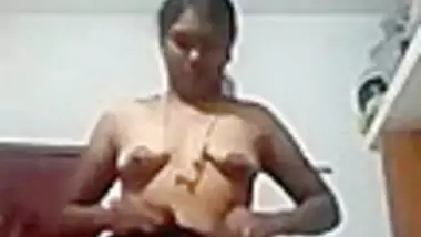Saree Stripping Tamil Maami