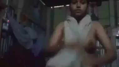 Bangladeshi Village Girl Showing