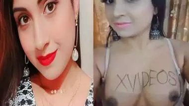 Sexy Bangla Girl Shows Boobs For Porn Site