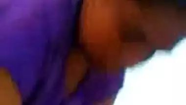 Hot Tamil Aunty And Mallu Guy’s Sex Massage Video