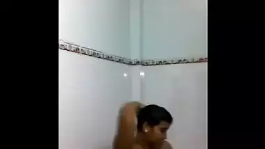 ahmedabad girl selfie shower