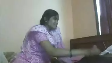 Indian Couple Cam Show - Movies. video4porn4