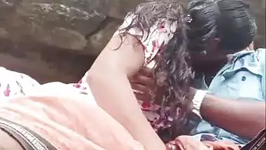 Tamil outdoor sex of a girl sucking lover’s dick