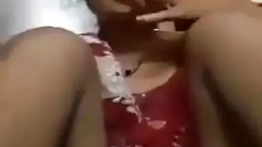 Village BHabhi showing Bobs n pussy