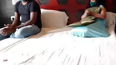 Threesome Hindi XXX video MMS