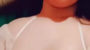 Bangladeshi doll showing her sexy boobs