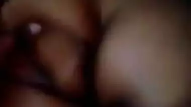 Desi nude wife ass and boobs rubbing by hubby with clear bengali audio