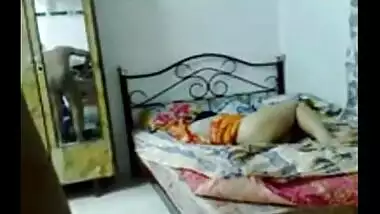 Indian aunty hidden livecam sex hardcore style with boyfriend