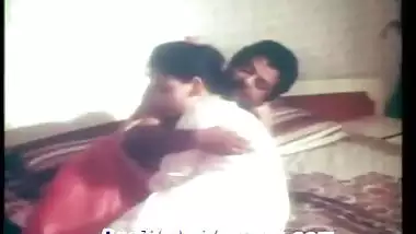 Hottest mallu aunty showing her boob pressing that boob by school boy