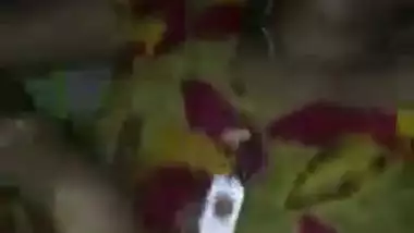 Desi maid sucking 10-pounder and then having sex with abode owner