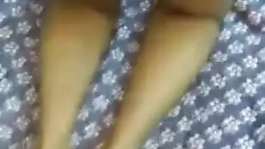 Sexy Sri Lankan Girl 1 more New Leaked Video Must Watch Guys Part 1