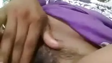 Punjabi bitch wants dick in pussy