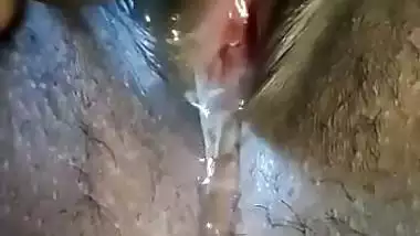 Desi pervert enjoys his neighbor’s wet pussy licking