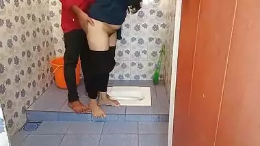 Big Ass Step Sister-in-law Who Was Cleaning The Bathroom Was Caught And Fucked