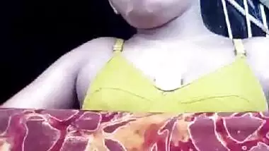 Bangladeshi village girl striptease nude MMS