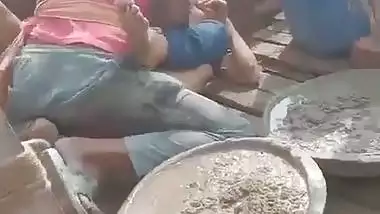 Bihari sex video of a Patna girl getting fucked by a mason