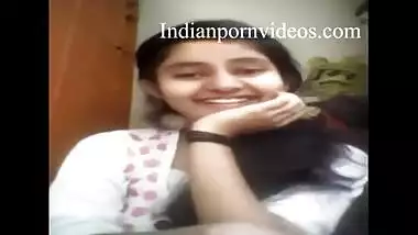 Indian porn videos of cute teen nude by cousin