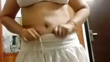 Aunty Nude - Mallu Vedi Video