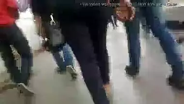 indian big ass walking in delhi