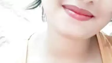 Bangladeshi sex queen nude show on Chamet live