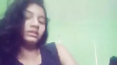 Nude Indian Teen girlfriend nude MMS video