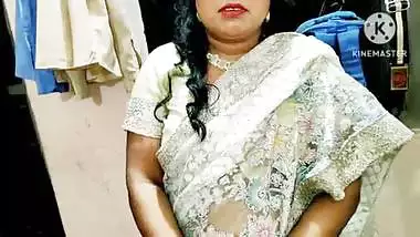 India Desi shadi me ja rhi Bhabhi ki chudai hindi me