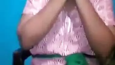 Shy tamil housewife show her boobs 