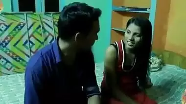 Telugu sex video of a youthful pair having sex for the 1st time in his abode
