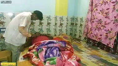 Indian young doctor fucking hot patient!! Bhabhi sex