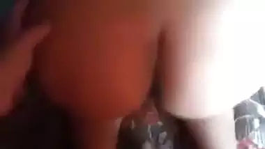 Desi xxx MMS of a pervert fucking his cousin like a beast