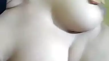 angelSurti Showing Boobs on StripChat Live
