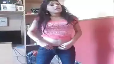 Indian UK Bomb Arushi at Her Home