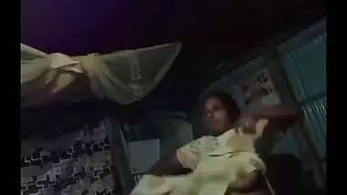 Big boobs mom changing dress caught by son viral MMS