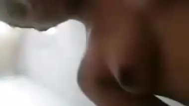 Today Exclusive-cute Lankan Tamil Girl Showing Her Boobs And Pussy Part 2