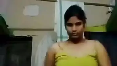 Big Booby Indian Gf Nude clip